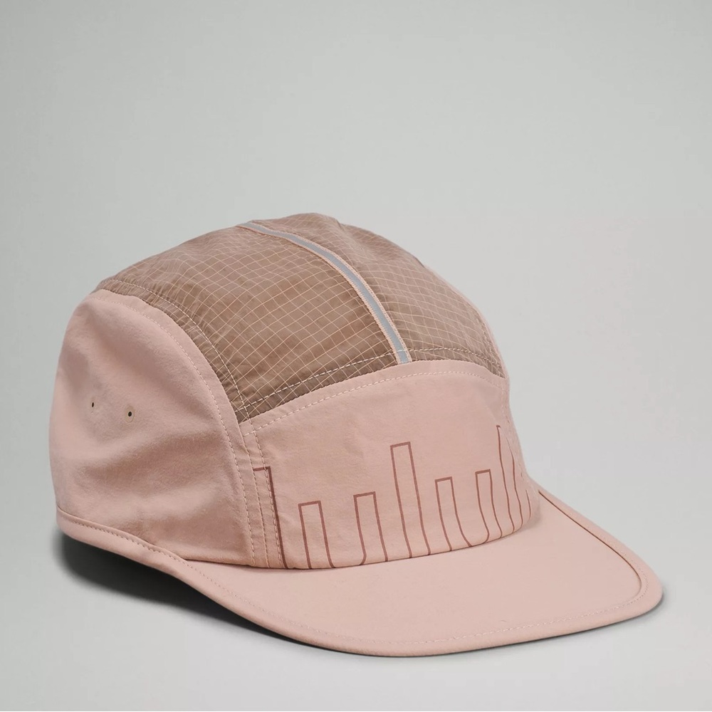 NWT Lululemon hiking cap